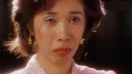 61歲農村醜老太，草根逆襲“星女郎”，出演兩部電影買兩套房