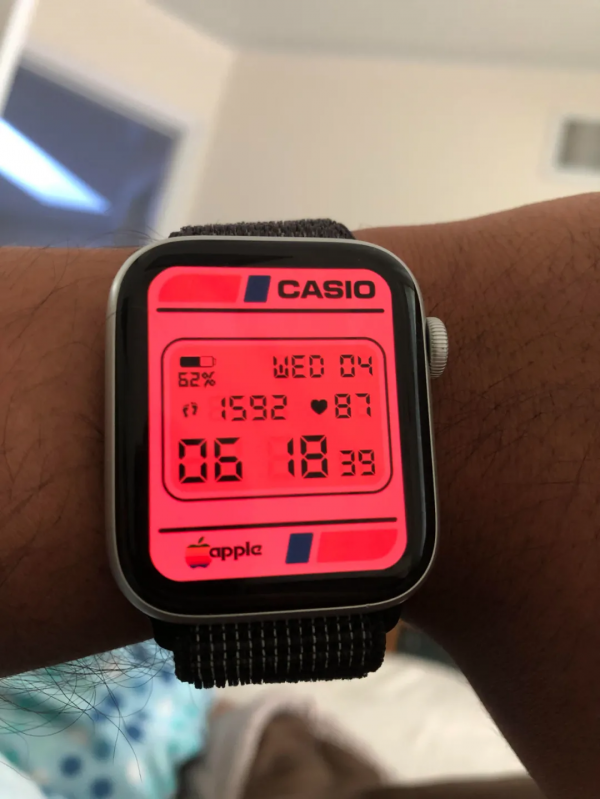 太空人錶盤抄襲!華為手錶火爆全網收入1300萬的設計啥情況? 太空人錶盤抄襲!華為手錶火爆全網收入1300萬的設計啥情況?