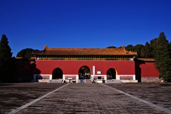 1957年定陵發現皇后墓誌銘：三十年孤苦人生，等來了皇帝無盡涼薄