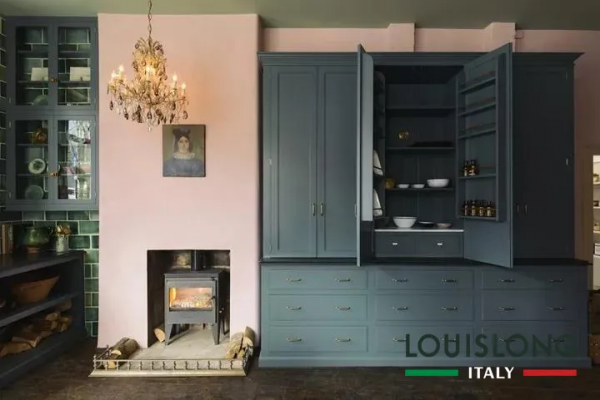 路易詩蘭丨髒粉色,比粉色成熟,比灰色甜美,蘊含著沉靜和低調 路易詩蘭丨髒粉色,比粉色成熟,比灰色甜美,蘊含著沉靜和低調