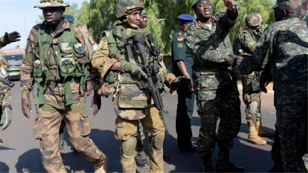 甘比亞：揚言7天攻佔蘇聯，1000人拿下中國，究竟實力如何？