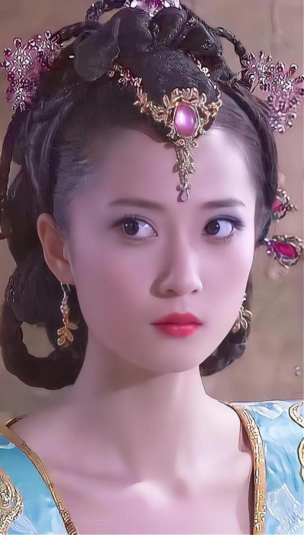 電視劇&quot;大明嬪妃 &quot;關慧卿 飾演李梅兒 喜歡的點點關注，支援下，謝謝