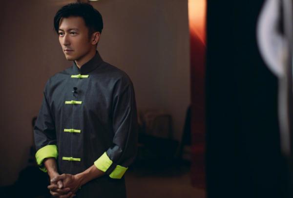 央視國慶晚會收視破3:流量退潮,謝霆鋒胡歌上熱搜,李雪健感人 央視國慶晚會收視破3:流量退潮,謝霆鋒胡歌上熱搜,李雪健感人