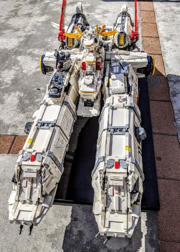 樂高製作的大比例高達戰艦群