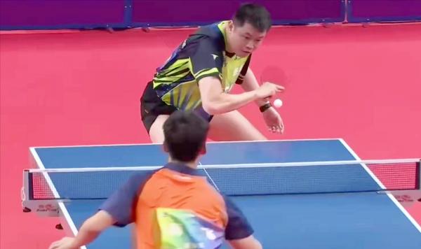 全國冠軍0-3慘敗！國乒兩代削球高手對決，41歲老將遺憾被橫掃