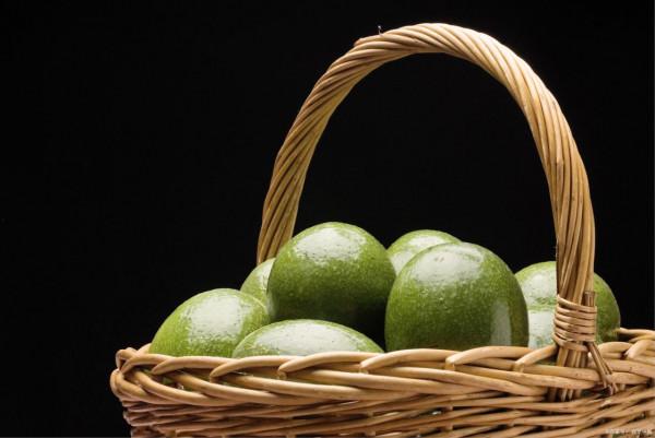 果星來客:牛油果對健康的諸多益處 果星來客:牛油果對健康的諸多益處