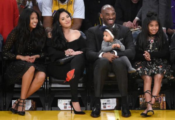 科比去世1年丨科比的妻子瓦妮莎和他的女兒們現在怎麼樣了? 科比去世1年丨科比的妻子瓦妮莎和他的女兒們現在怎麼樣了?