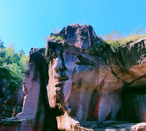 以海盜為主題的景點，藏有1300多個洞穴，不知道有沒有寶藏？