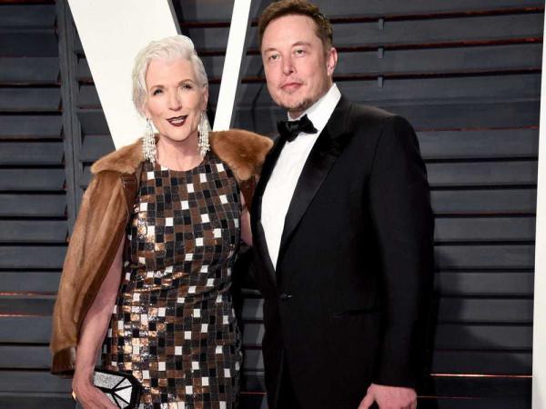 馬斯克老媽嘲諷拜登：你電動汽車演講稿20年前寫的吧