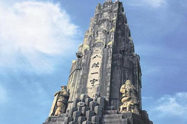 日本的“和平之塔”，壓著238塊中國石頭，日本拒絕拆除其心可誅