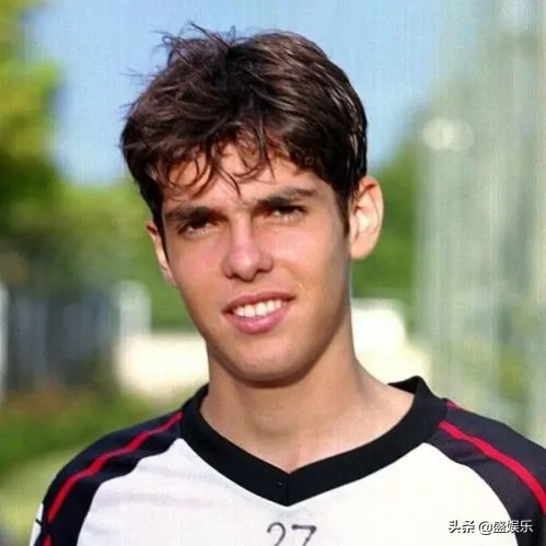 卡卡的純情愛戀，守身三年只為與你攜手殿堂，專情致死的足壇清流