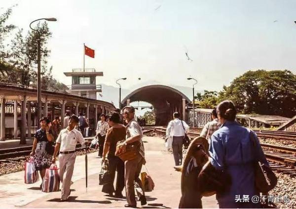 70年代女飛賊，拜老僧為師，輕功了得，24歲走上一條不歸路