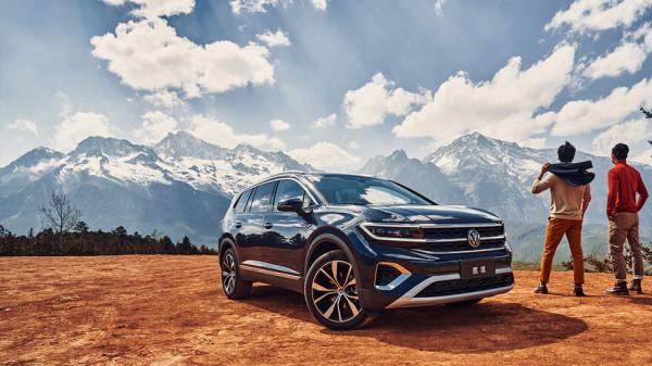 兩胖相爭取其啥？大眾攬境對比凱迪拉克XT6