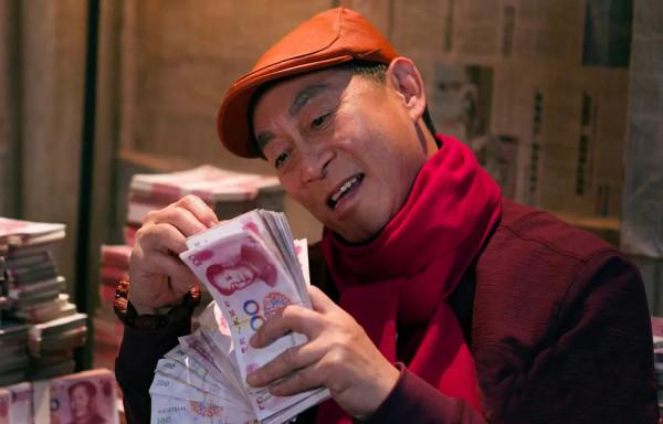 接爛劇本，直播帶貨，強塞子女進組：老戲骨的“風骨”去哪了