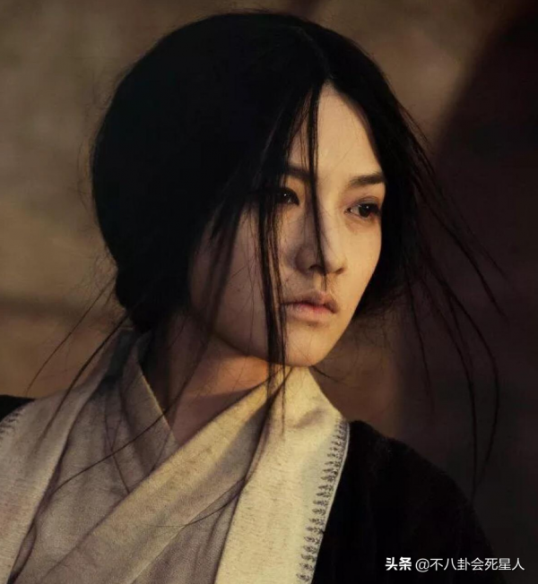 乍一看平平無奇，看久了越來越美，這7位女星美貌被嚴重低估啊