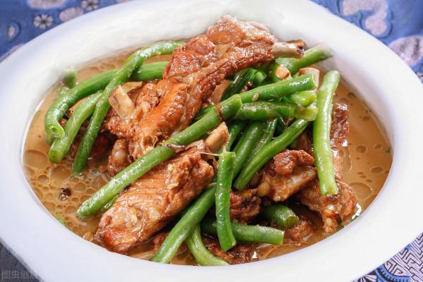 無論燉什麼肉，記住忌用1水，應用4竅門，肉質軟爛鮮香，越吃越美