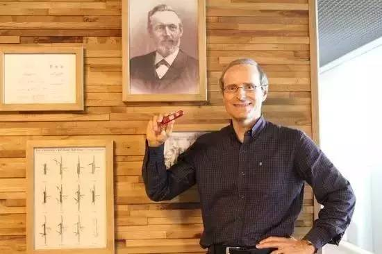 王麻子破產張小泉上市,瑞士軍刀遍天下,同樣是刀為何大不相同? 王麻子破產張小泉上市,瑞士軍刀遍天下,同樣是刀為何大不相同?