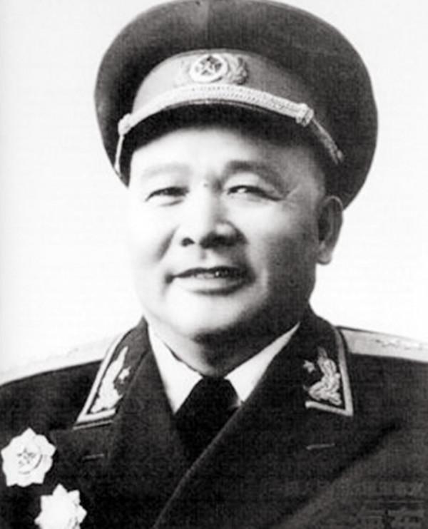 1955年授軍銜,十位大將都擔任什麼職務?職務最高的是誰? 1955年授軍銜,十位大將都擔任什麼職務?職務最高的是誰?