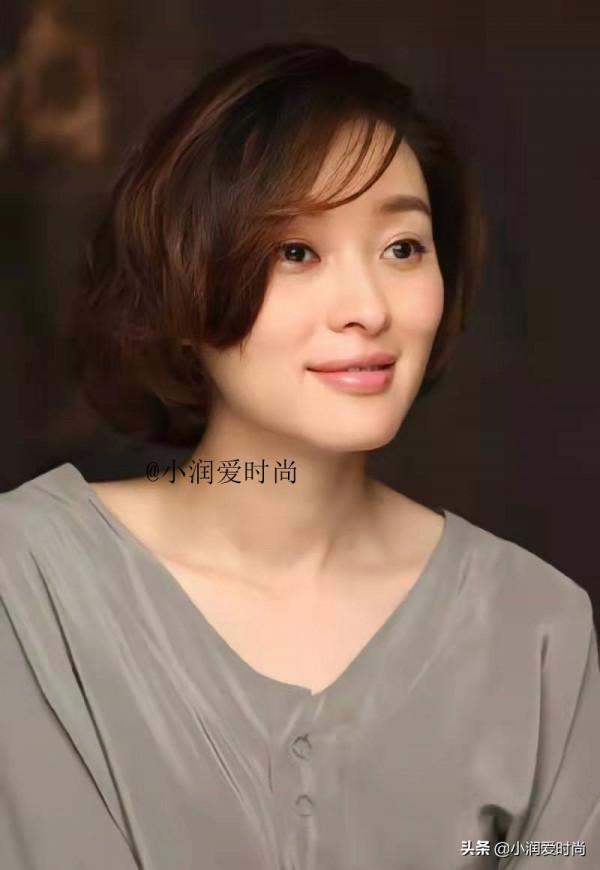 大臉又塌鼻子的吳越,為何美得清麗有書卷氣?她的變美經驗值得學 大臉又塌鼻子的吳越,為何美得清麗有書卷氣?她的變美經驗值得學