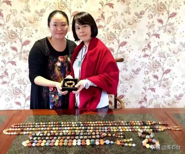 1997年,從山上揹回幾塊石頭,2016年,她敢用580萬買幾串筋脈石 1997年,從山上揹回幾塊石頭,2016年,她敢用580萬買幾串筋脈石