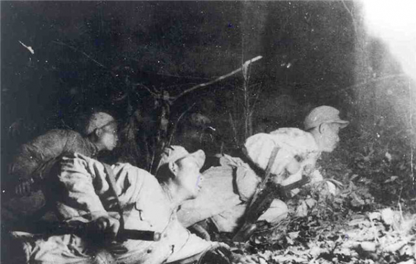 這個王牌軍真野,援朝未帶武器,師副政委率部“搶”駐地軍火庫 這個王牌軍真野,援朝未帶武器,師副政委率部“搶”駐地軍火庫