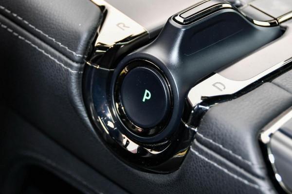 零百加速4.7秒,軸距2米9,開出去回頭率十足,帶你看蔚來ES6 零百加速4.7秒,軸距2米9,開出去回頭率十足,帶你看蔚來ES6