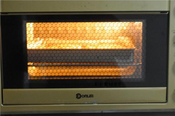 網紅早餐鮮肉餅，8塊錢1個不便宜，自己做吧，一次吃個夠