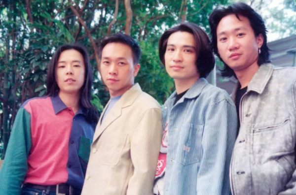 黃家駒：我喜歡你，喜歡你那動人的雙眼，迷人的笑聲