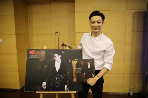 &OpenCurlyDoubleQuote;體操皇后&rdquo;劉璇：不嫁豪門嫁愛情，40歲生2胎，風光背後有淚水