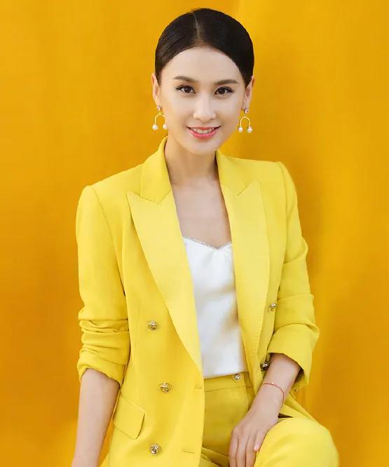 愛江山更愛美人——黃聖依美圖集一