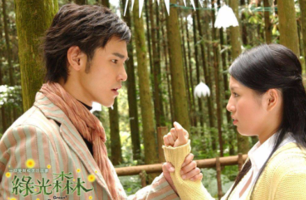 &quot;仙劍&quot;是誰的青春？劉亦菲、安以軒、劉品言，戲外命運各不相同