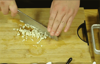 天冷了，推薦這道熱乎乎的燉菜，軟爛鮮香營養全，大人小孩都愛吃