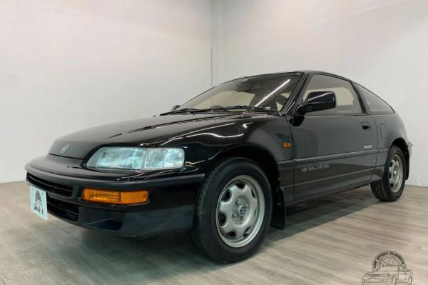 JDM車迷看過來，位於美國三河市的1991年本田思域CRX Glasstop