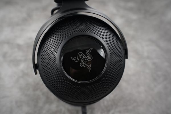 “震”撼無限：雷蛇北海巨妖v3超感版遊戲耳機評測