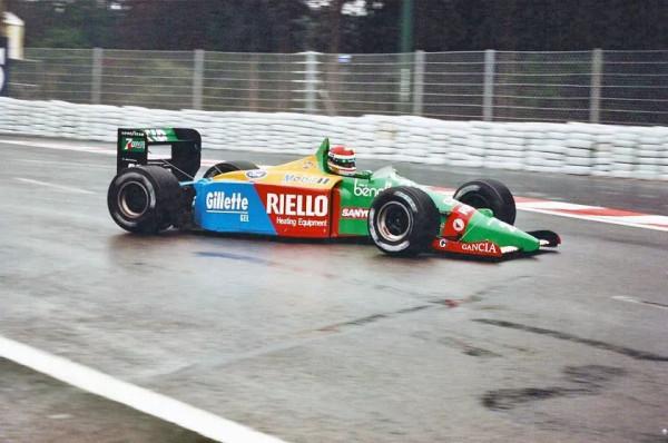 蘭博基尼Essenza SCV12背後的傳奇 | CAR PEOPLE