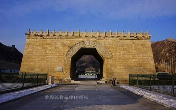 秦時明月漢時關,萬里長征人未還 秦時明月漢時關,萬里長征人未還