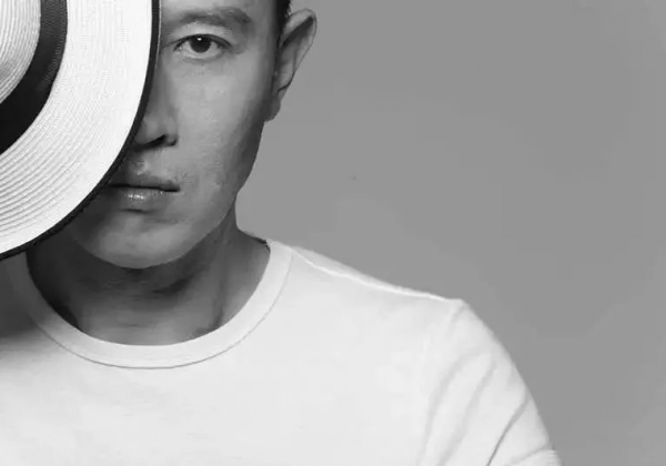 八大男神之—顏值與才華並存的國際超模