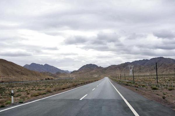 坦克300環青海Day2:體驗水天一線的“雙湖”,小柴旦救援BJ40! 坦克300環青海Day2:體驗水天一線的“雙湖”,小柴旦救援BJ40!