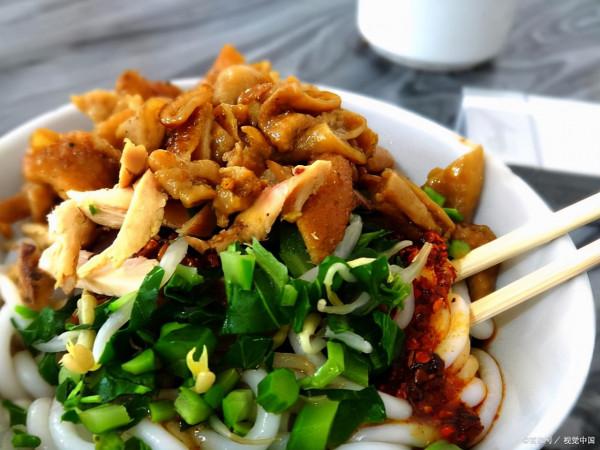 常吃雞肉,營養不夠?提醒:雞肉好處多,但要謹記“三不吃” 常吃雞肉,營養不夠?提醒:雞肉好處多,但要謹記“三不吃”