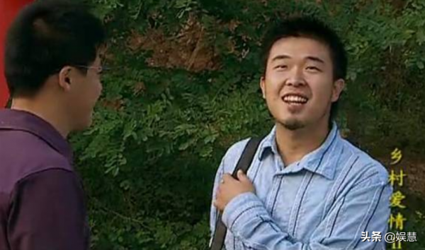 《鄉村愛情14》謝永強的情敵、宋青蓮的初戀上線，在街邊擺攤賣貨