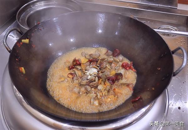 簡單好吃的麻辣花甲,大廚教你這樣做,不含泥沙又不腥,麻辣過癮 簡單好吃的麻辣花甲,大廚教你這樣做,不含泥沙又不腥,麻辣過癮