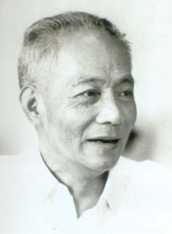 王立庵幫毛主席糾正偏科,建國後知其後人生活窘迫,讓秘書送千元 王立庵幫毛主席糾正偏科,建國後知其後人生活窘迫,讓秘書送千元