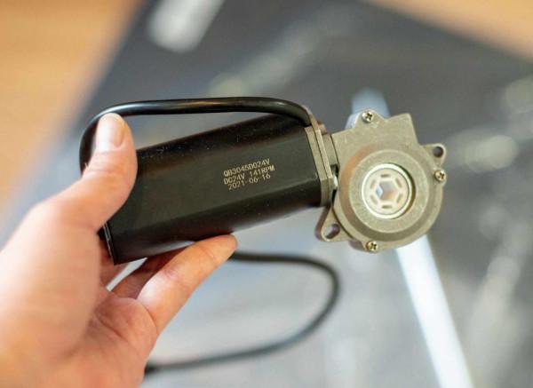 人非電競人，心屬電競魂 ~ 安德斯特 未來戰士電競桌剁手分享