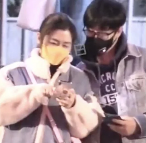 Selina回應與小7歲男友交往原因，談及兩人約會細節激動落淚