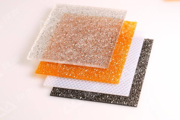 PC耐力板折彎加工！熱彎、冷彎、質量，缺一不可