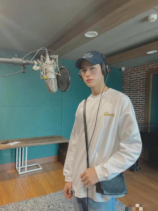 跨年全陣容公佈：湖南衛視王一博龔俊鎮場，張藝興一連參加五場