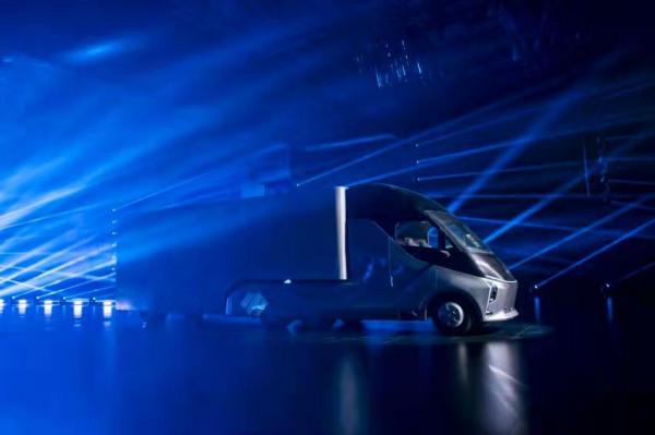 財經聚焦|一輛卡車的“黑科技”,瞭解一下?——智慧重卡新觀察 財經聚焦|一輛卡車的“黑科技”,瞭解一下?——智慧重卡新觀察