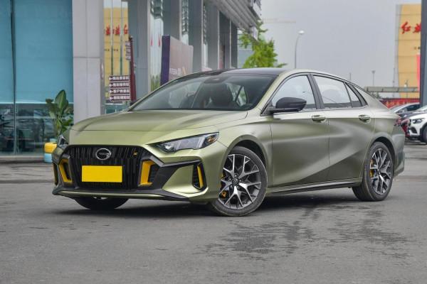 傳祺轎車總算成功了，10萬級效能家轎的不二之選，實拍傳祺影豹