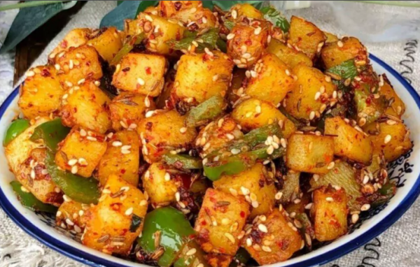 孜然土豆和椒鹽蝦的做法 孜然土豆和椒鹽蝦的做法