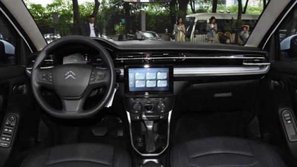 雪鐵龍C3-XR對比柯米克,誰更強?答案可能早就有了 雪鐵龍C3-XR對比柯米克,誰更強?答案可能早就有了